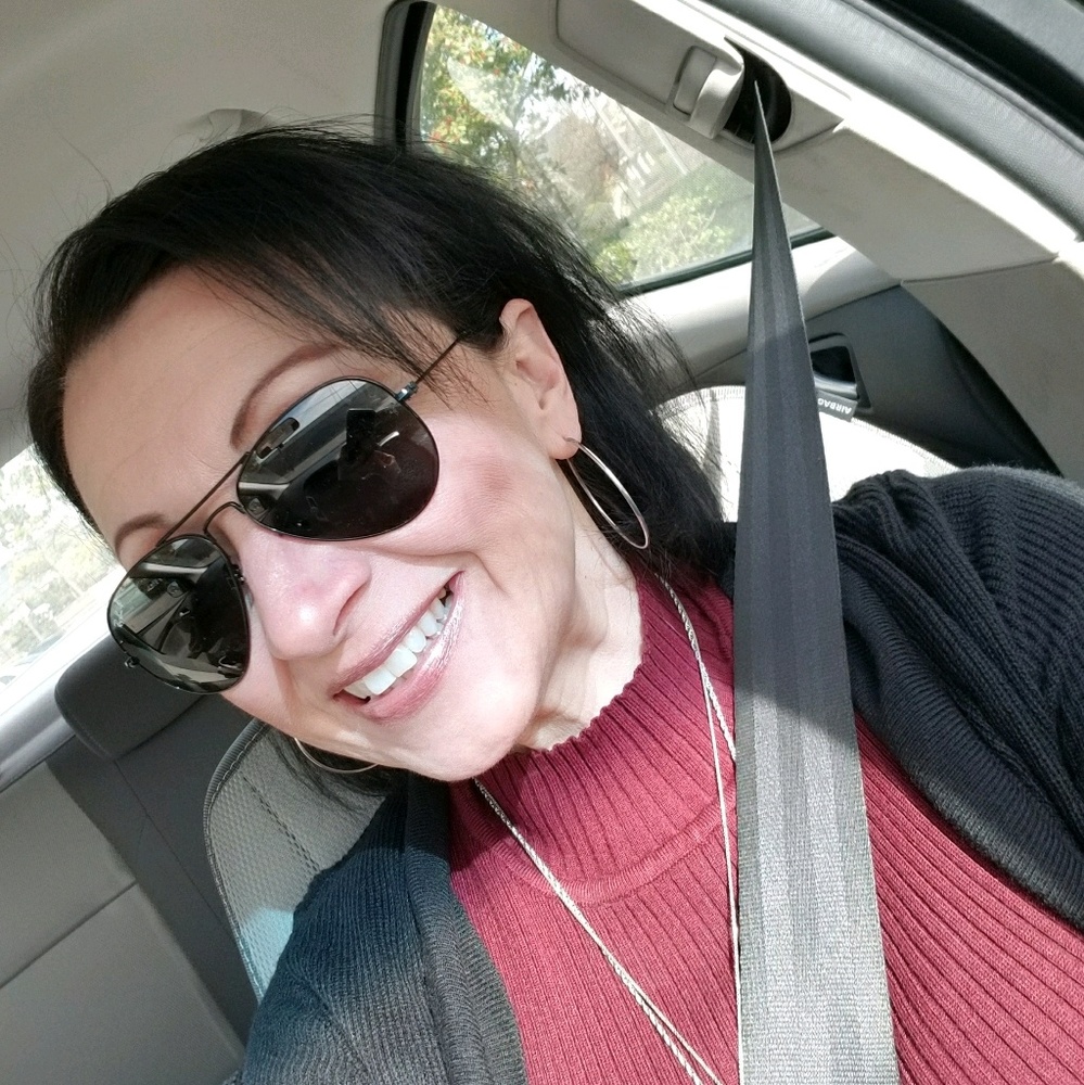 Meet your Posher, Carol